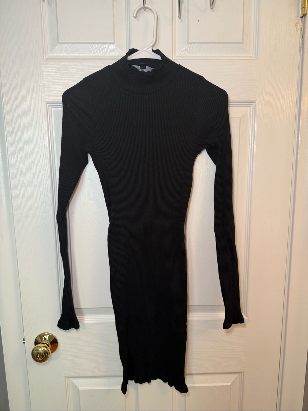 Lulu's Black Ribbed Mock Neck Long Sleeve Dress
